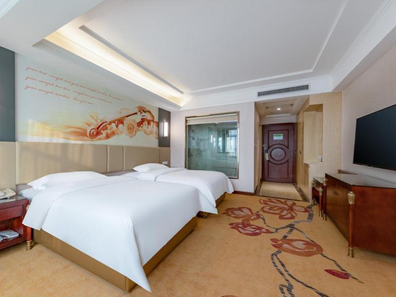Vienna Hotel Shenzhen Songgang Shajiang Road Bagian luar foto